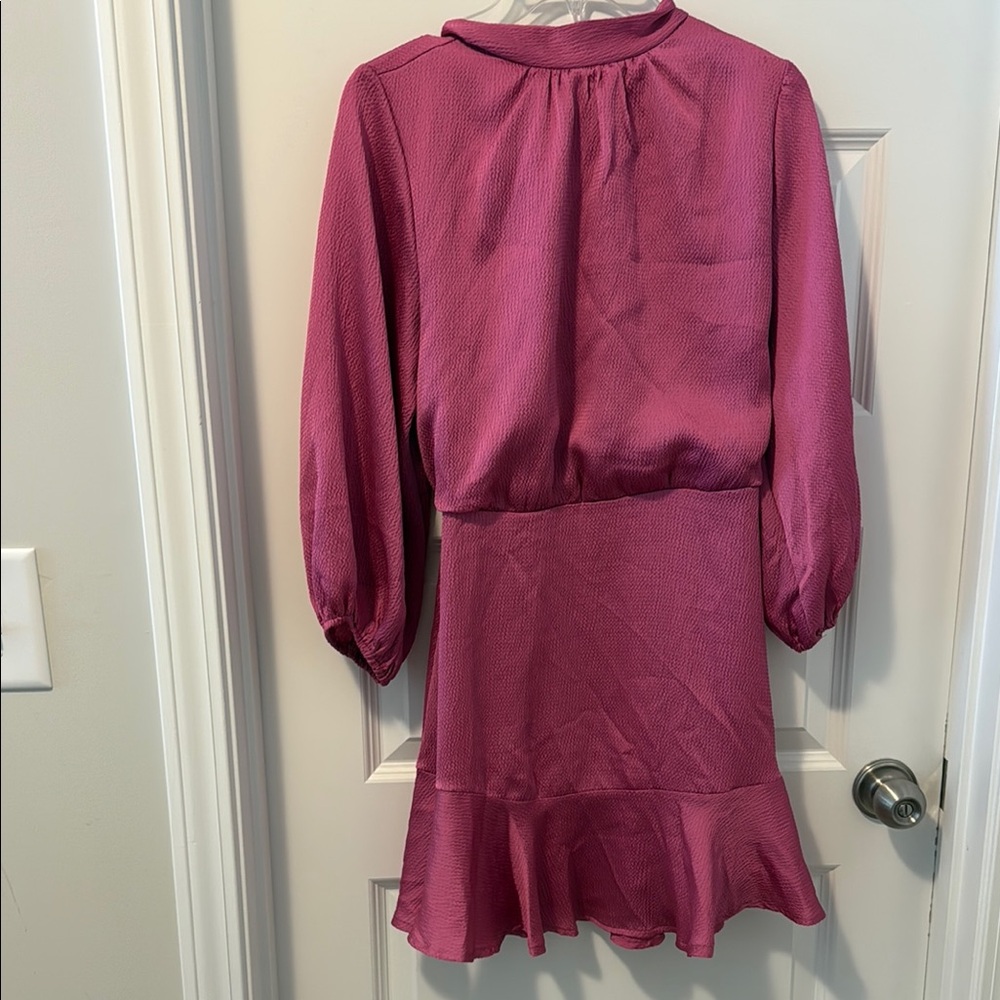 Elegant Magenta Dress with Ruffle Hem